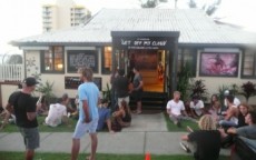 coolangatta-dbar-surfers-01.jpg